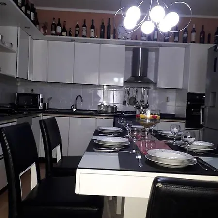 Apartament Lucica *