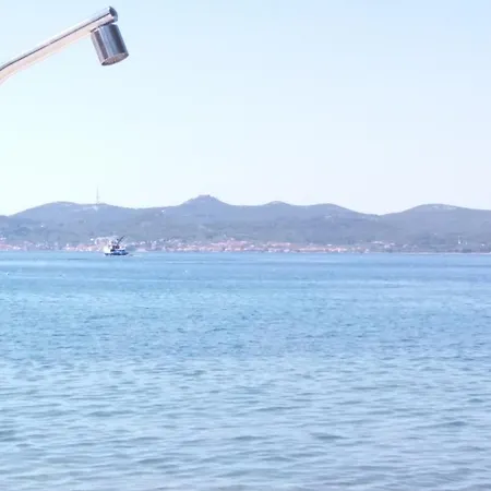 Lucica アパート *