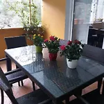 Lucica Apartment *