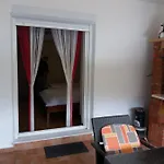 Lucica Apartment *