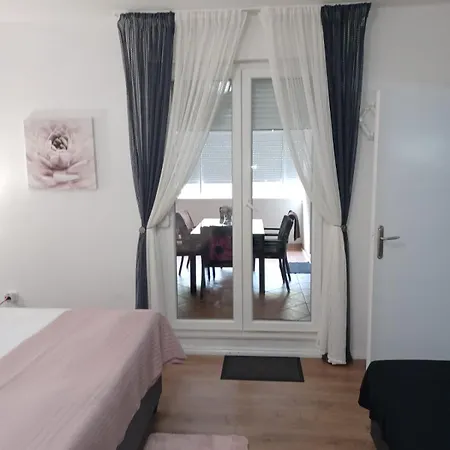 Апартаменти Lucica *